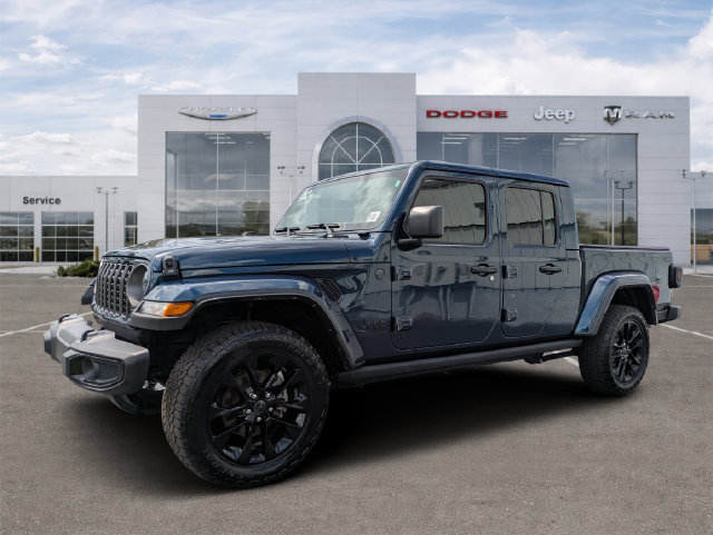 Certified 2025 Jeep Gladiator Overland AWD/4WD image 5