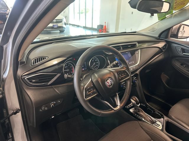 Used 2023 Buick Encore GX Select w/ Sport Touring Package AWD/4WD image 9