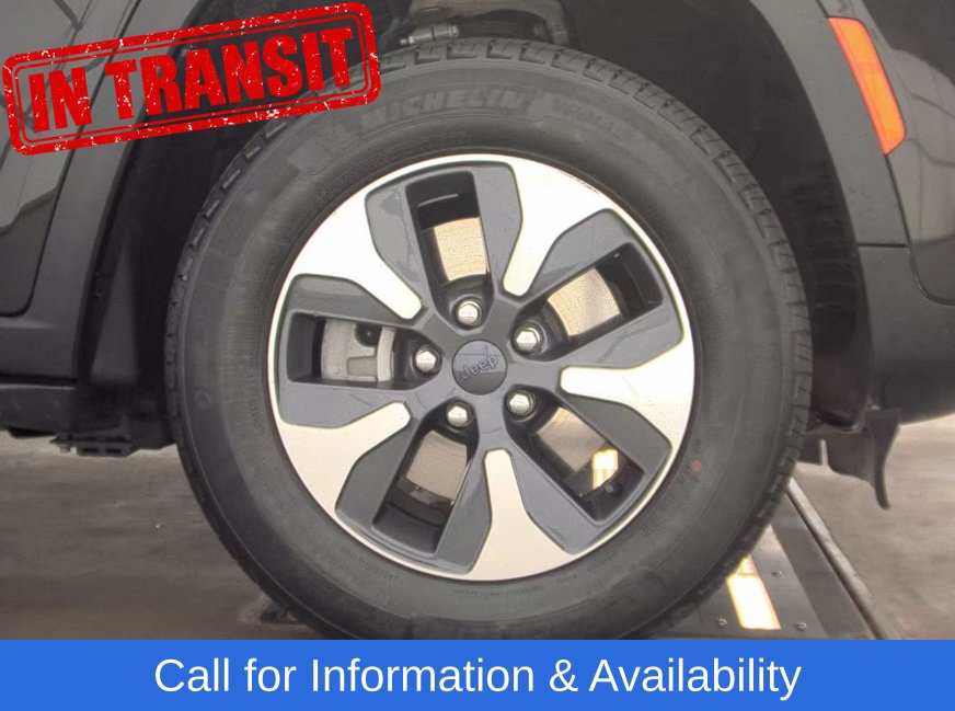 Used 2023 Jeep Grand Cherokee 4WD 4xe image 17