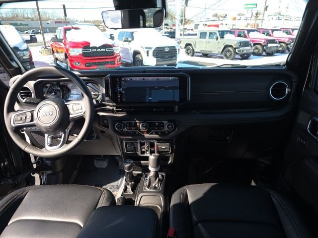 Used 2025 Jeep Wrangler Unlimited Sahara w/ Safety Group image 48