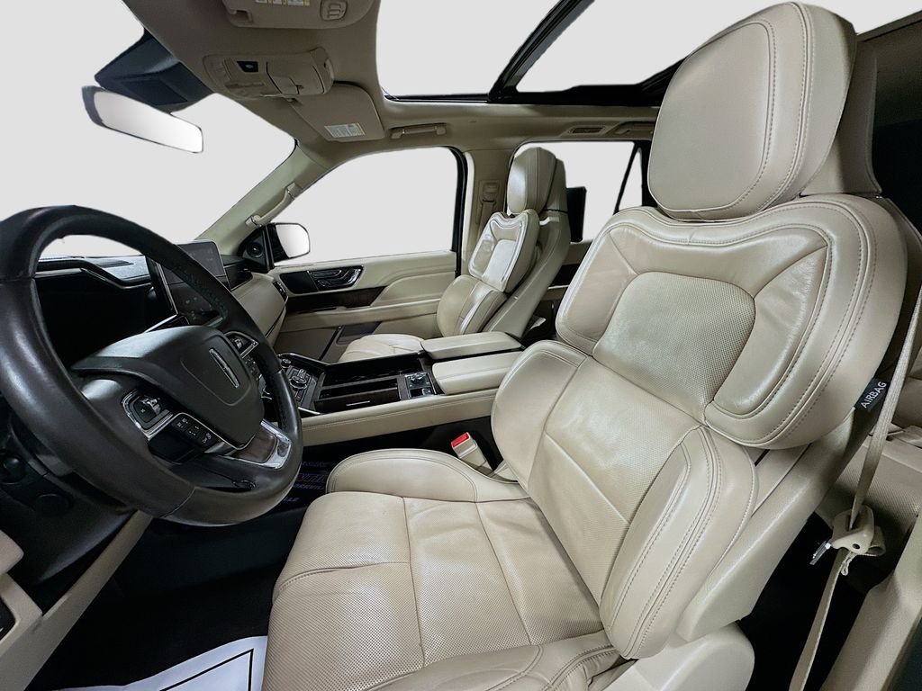 Used 2019 Lincoln Navigator Reserve w/ Cargo Package image 22