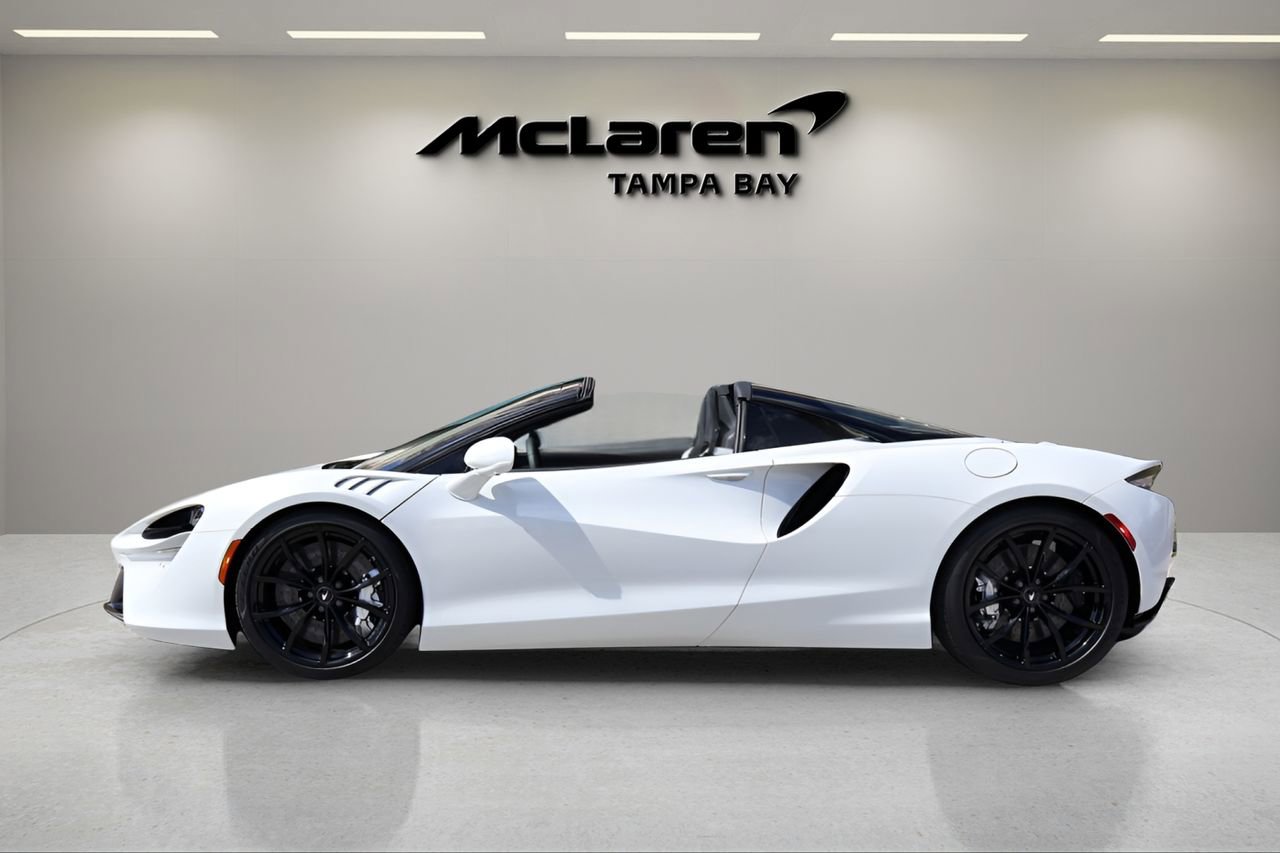 New 2026 McLaren Artura Spider image 3