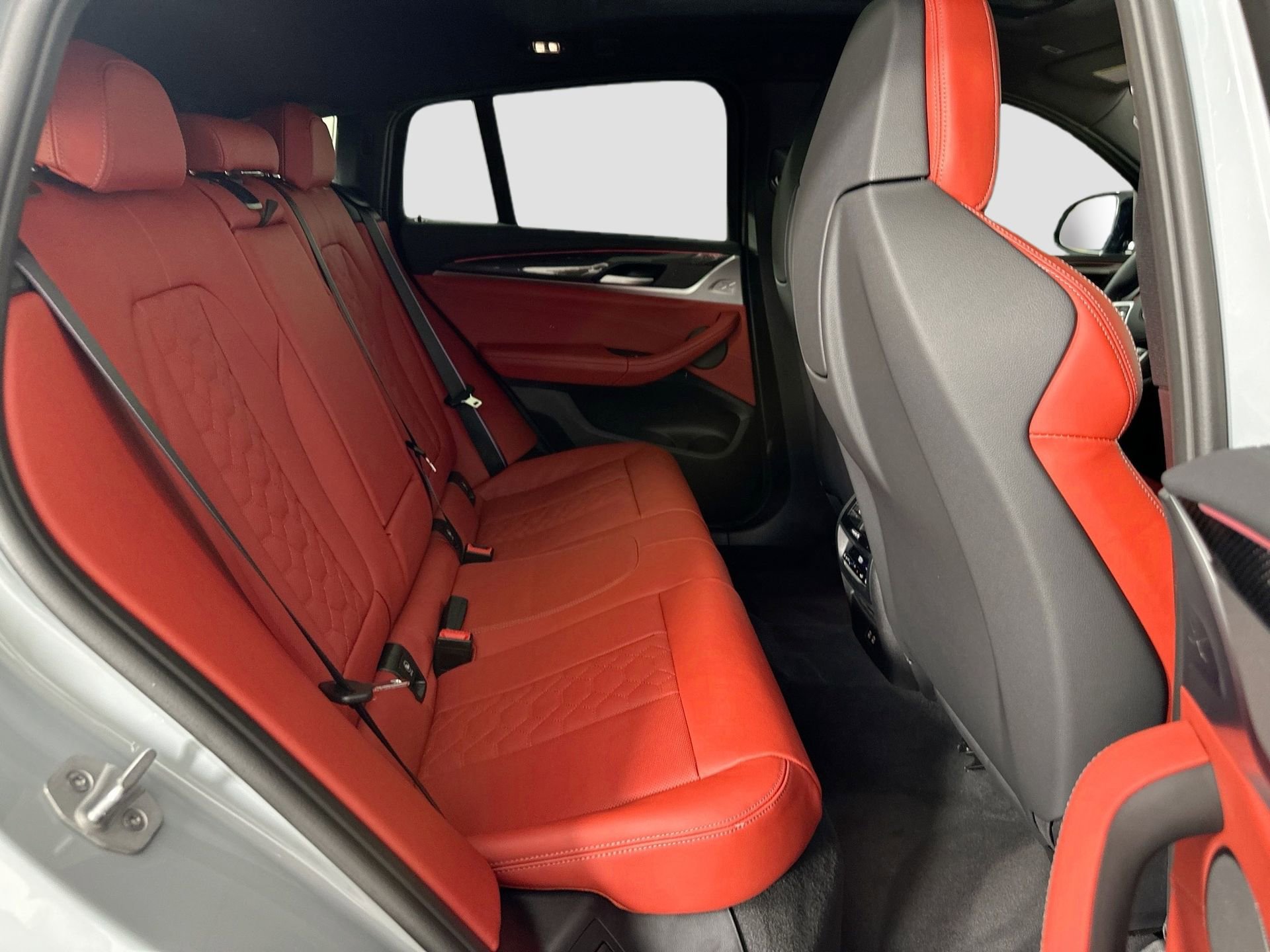 Used 2025 BMW X4 M Base w/ Competition Package image 18