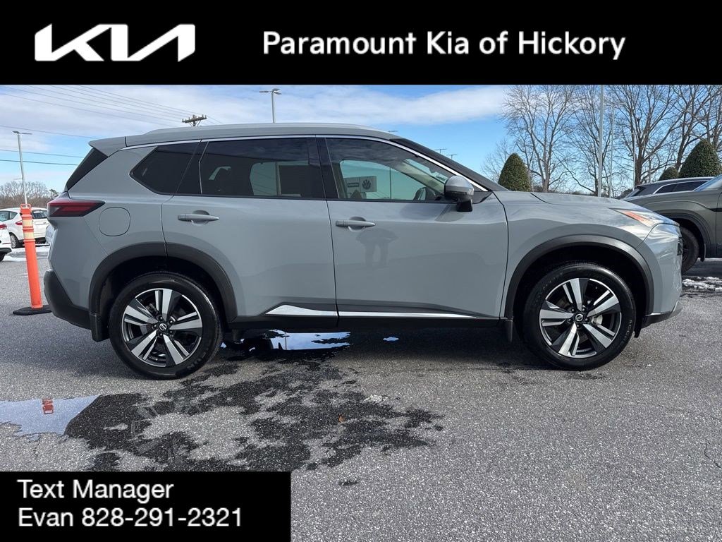 Used 2021 Nissan Rogue SL w/ Premium Package image 8