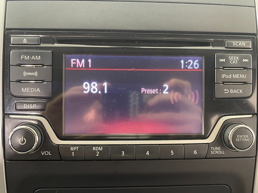 Used 2017 Nissan Frontier SV image 18