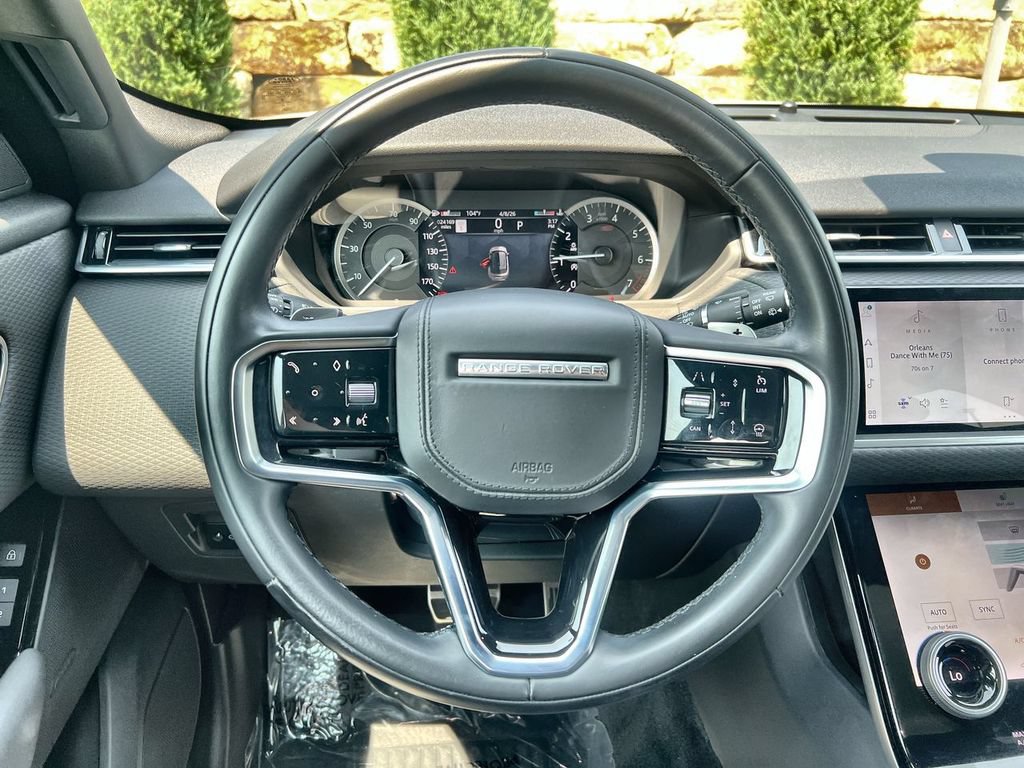 Certified 2023 Land Rover Range Rover Velar R-Dynamic S AWD/4WD image 21