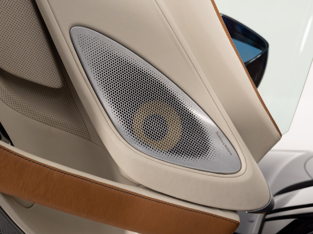 Used 2020 McLaren GT RWD image 11