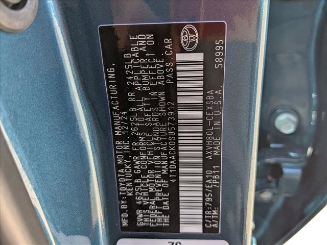 Used 2025 Toyota Camry SE image 23