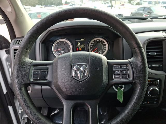 Used 2017 RAM 1500 Express image 17