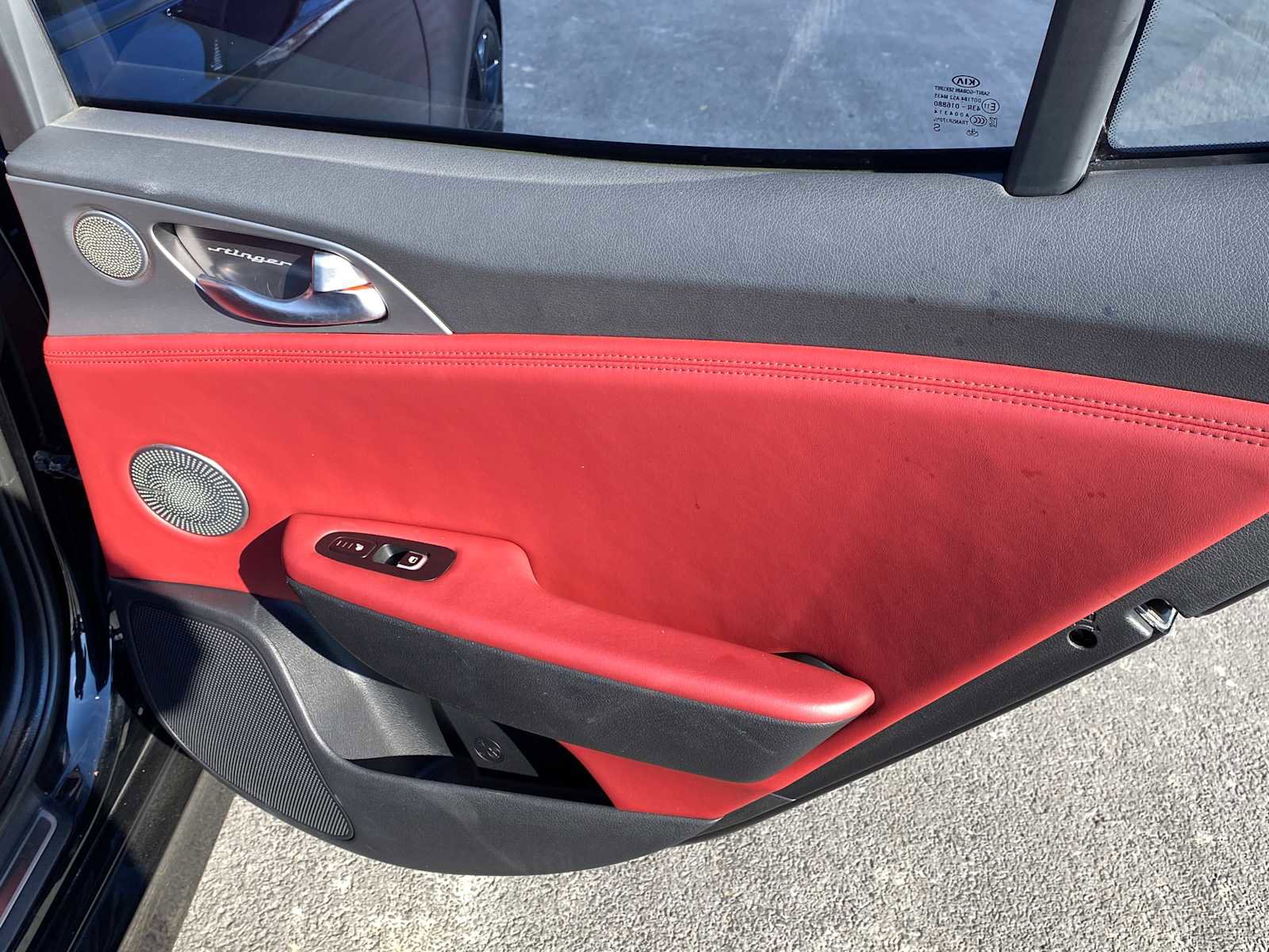 Used 2019 Kia Stinger GT2 AWD/4WD image 38