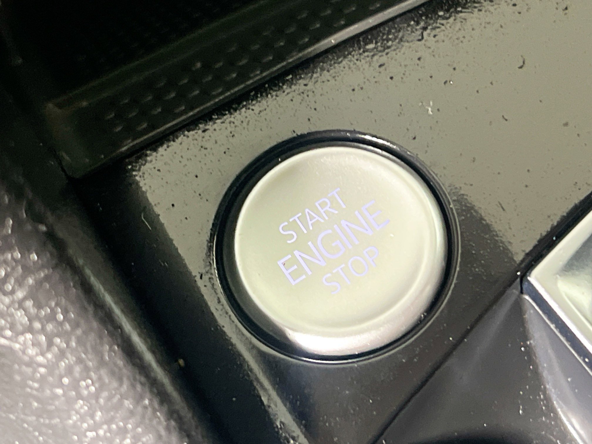 Used 2024 Volkswagen Taos SE image 24