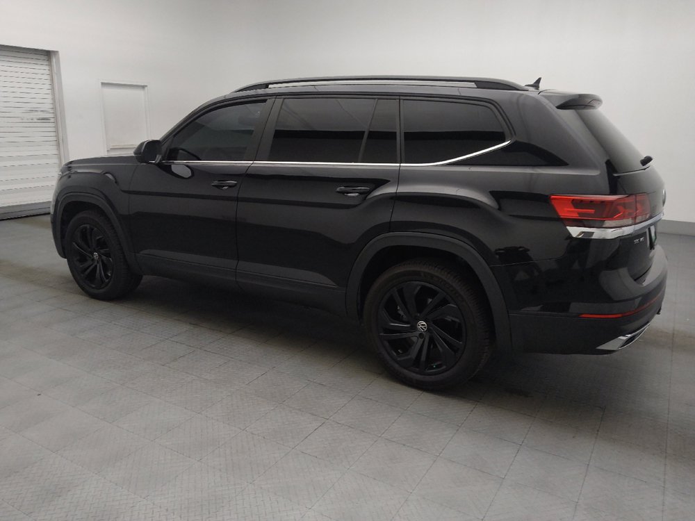 Used 2021 Volkswagen Atlas SE w/ Towing Package FWD image 3