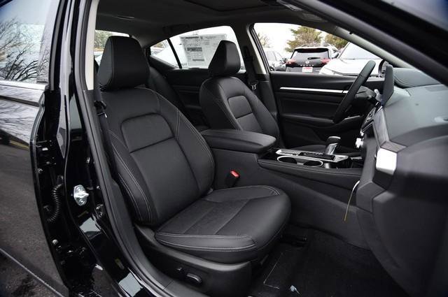 New 2025 Nissan Altima 2.5 SL image 23