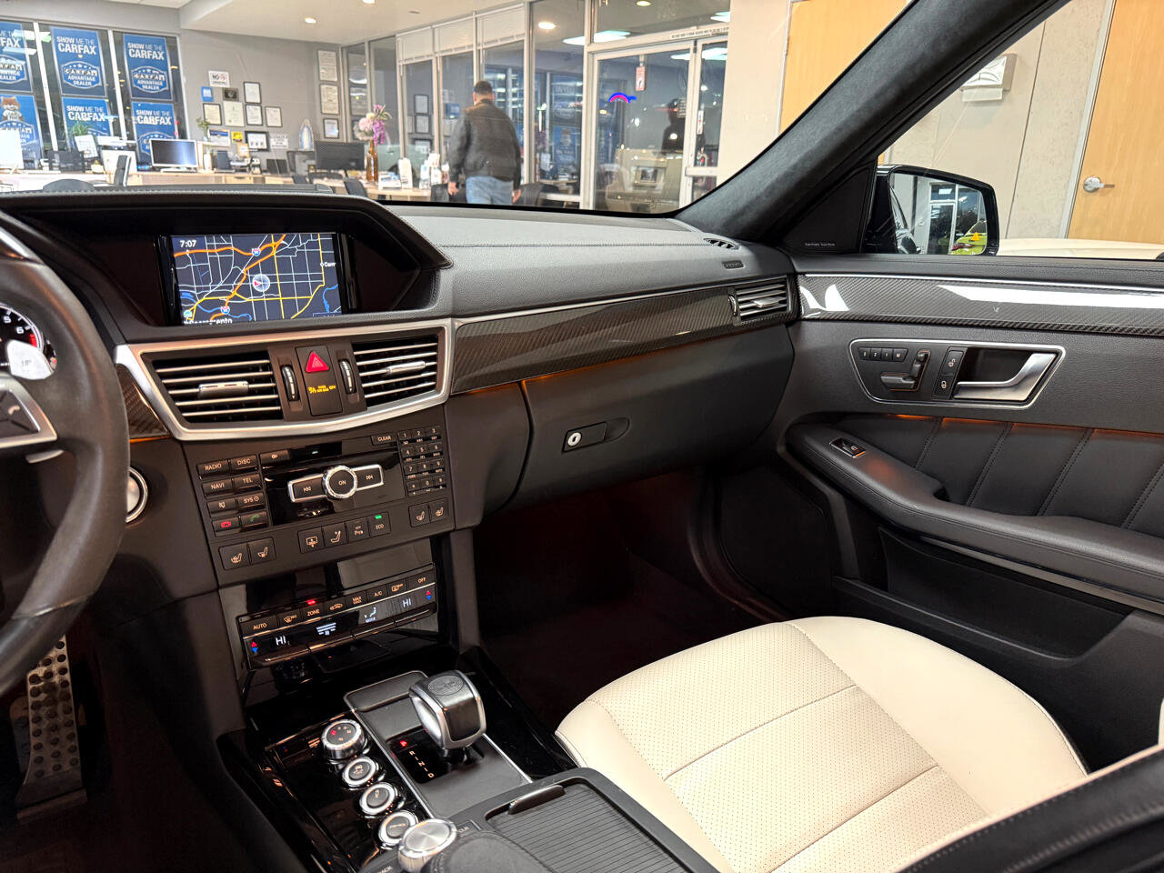 Used 2013 Mercedes-Benz E 63 AMG Sedan w/ AMG Performance Pkg image 13