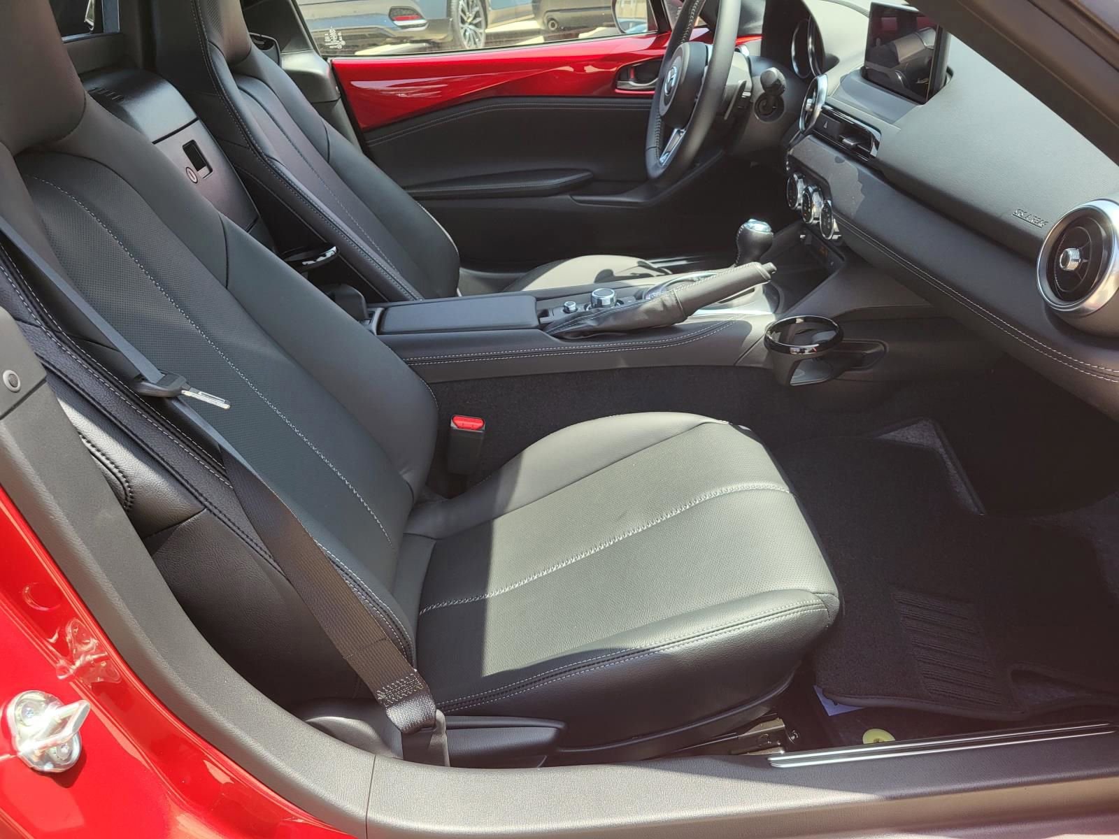 New 2026 MAZDA MX-5 Miata RF Grand Touring RWD image 8