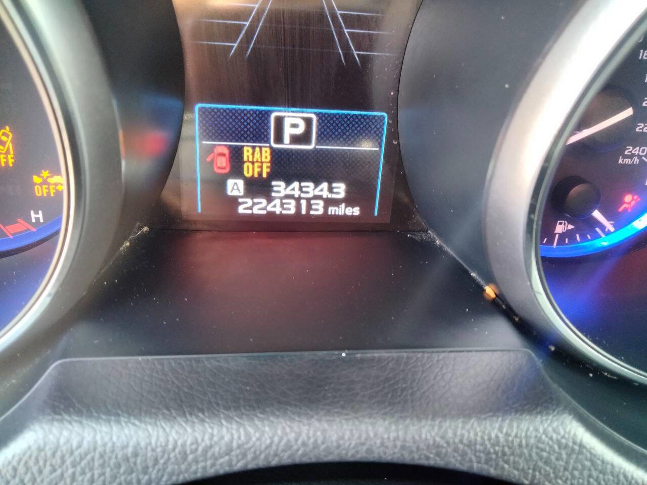 Used 2017 Subaru Outback 2.5i Limited AWD/4WD image 9