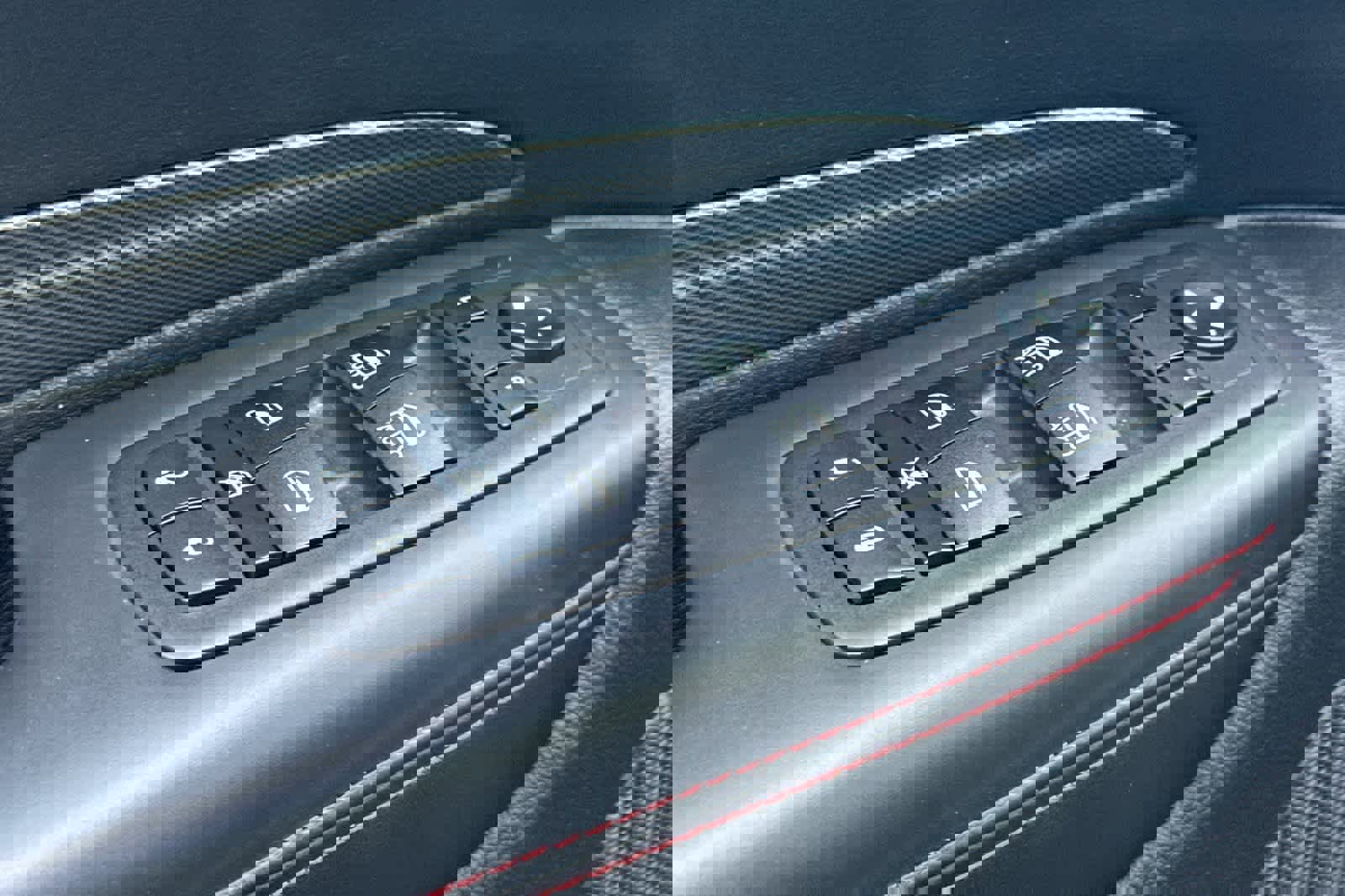 Used 2025 Dodge Durango R/T image 13