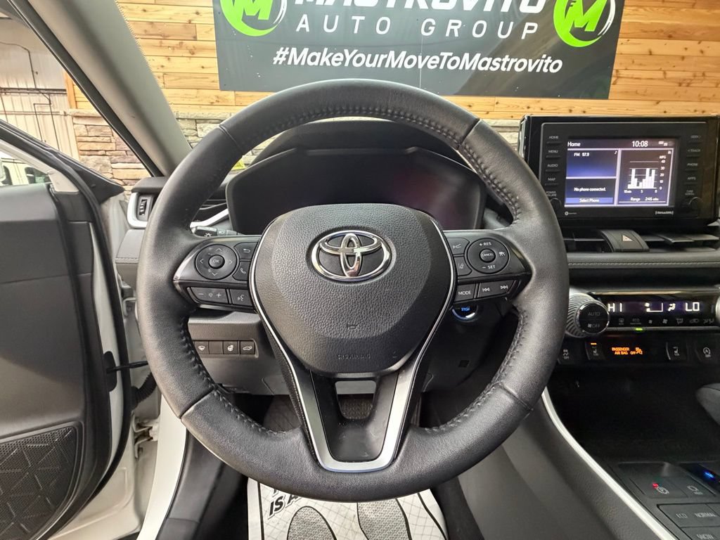 Used 2020 Toyota RAV4 XLE w/ Convenience Package AWD/4WD image 17