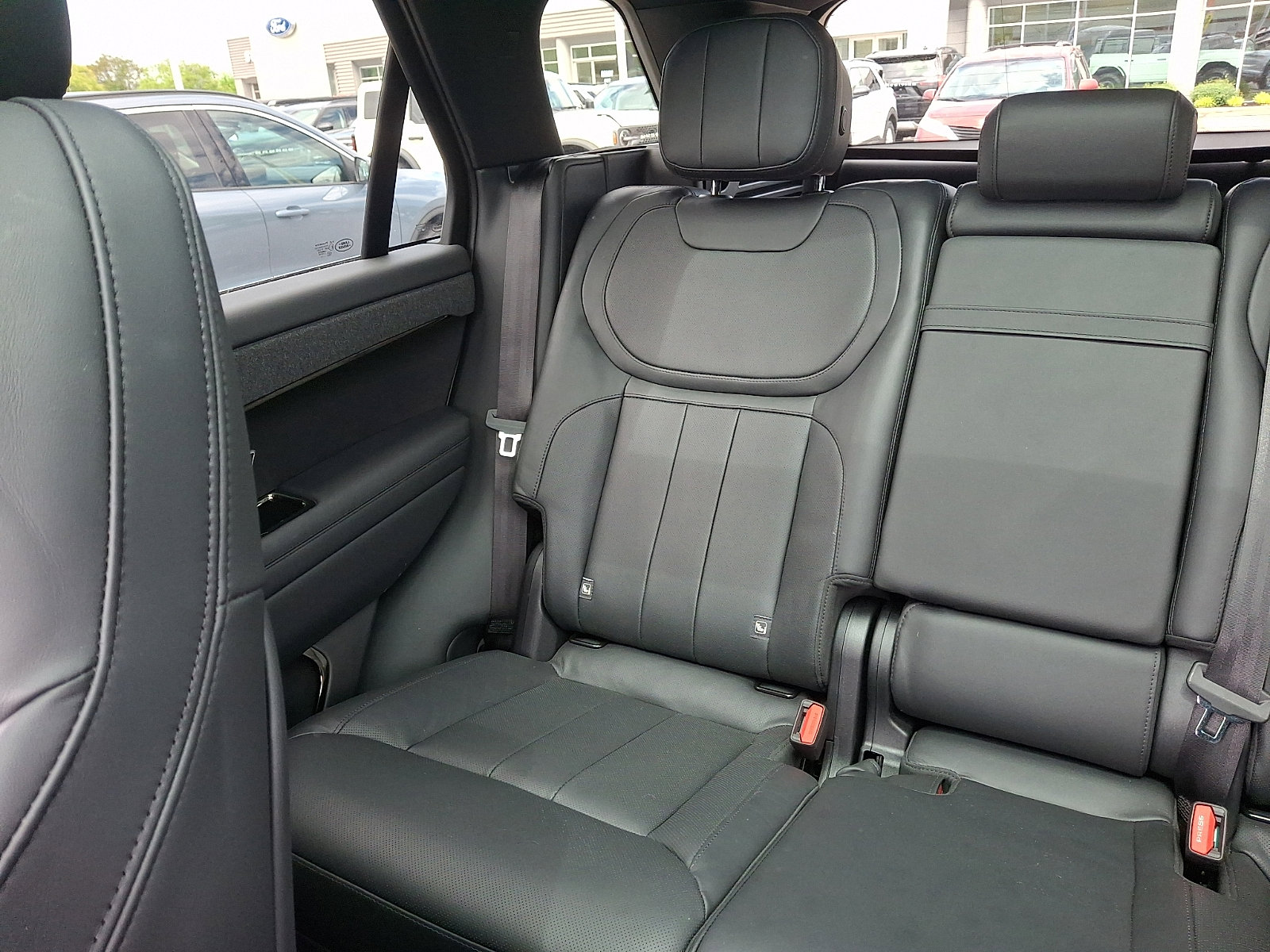 Used 2023 Land Rover Range Rover Sport SE Dynamic AWD/4WD image 17