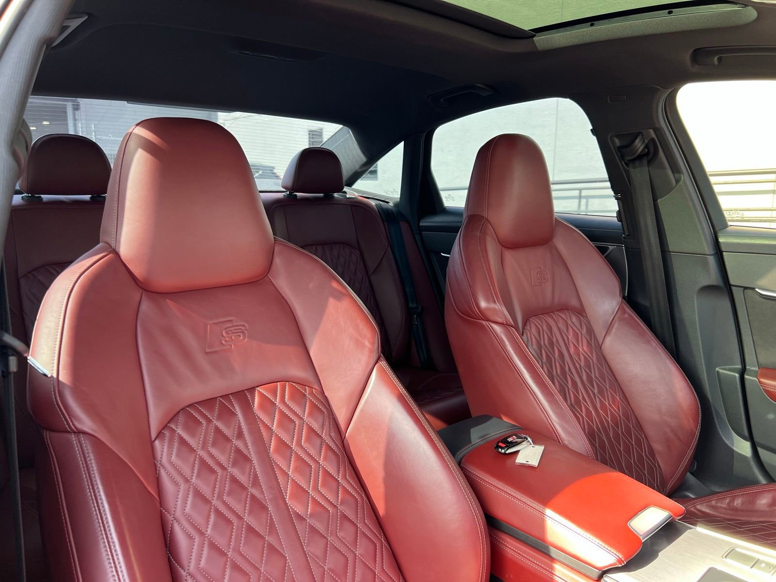 Used 2020 Audi S6 Premium Plus w/ S Sport Package image 59