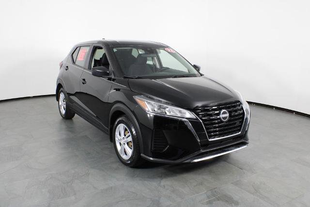 Certified 2022 Nissan Kicks S FWD image 4