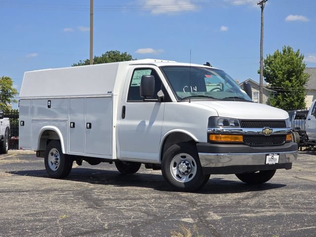 New 2026 Chevrolet Express 3500 w/ Power Convenience Package RWD image 2