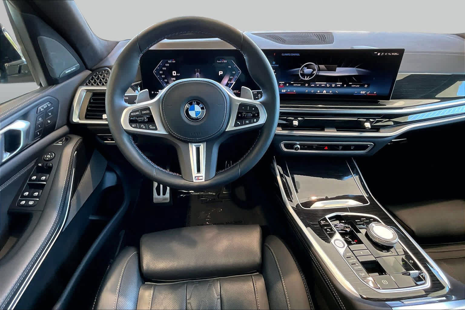 Used 2026 BMW X7 M60i AWD/4WD image 5