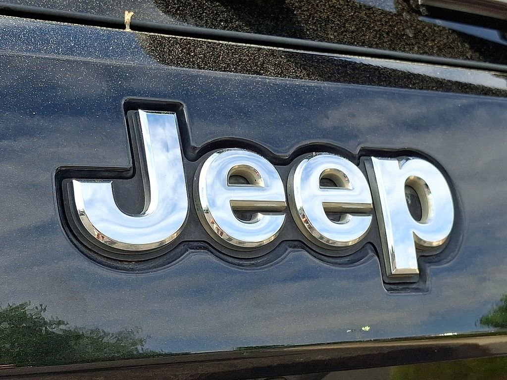 Certified 2016 Jeep Grand Cherokee Limited RWD image 31