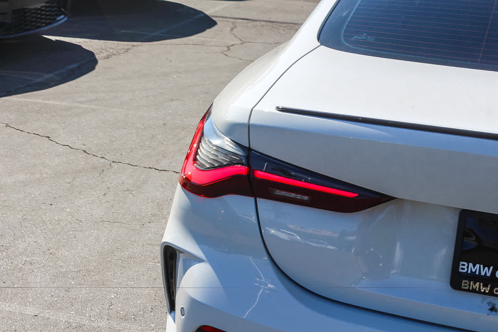 Used 2023 BMW 430i Coupe w/ M Sport Package RWD image 7