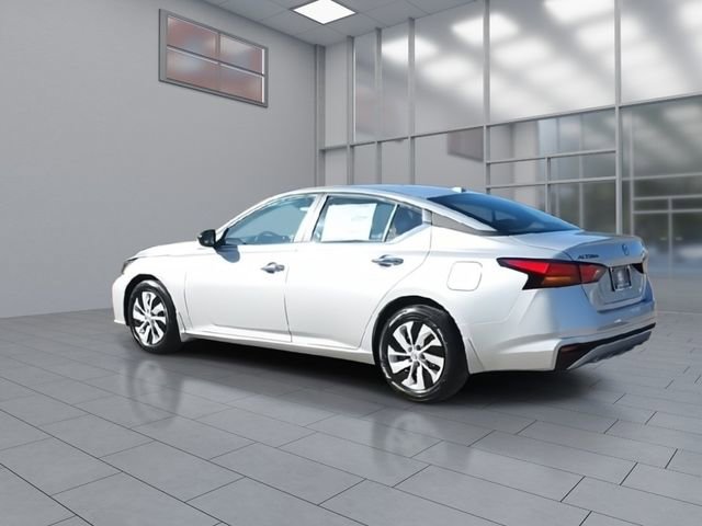 Certified 2025 Nissan Altima 2.5 S FWD image 6