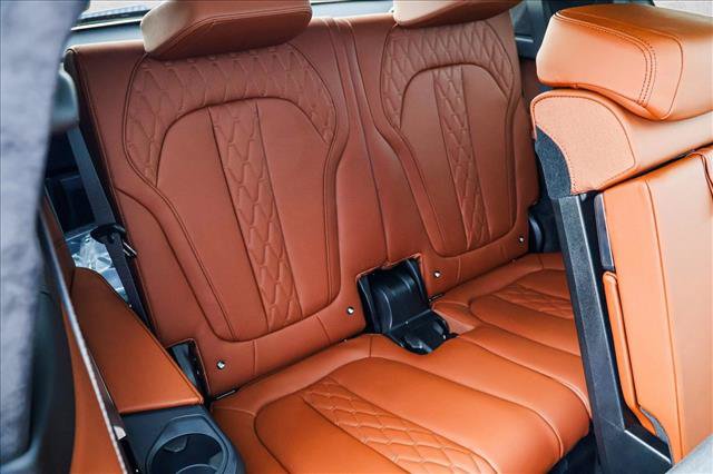 New 2027 BMW X7 xDrive40i AWD/4WD image 23