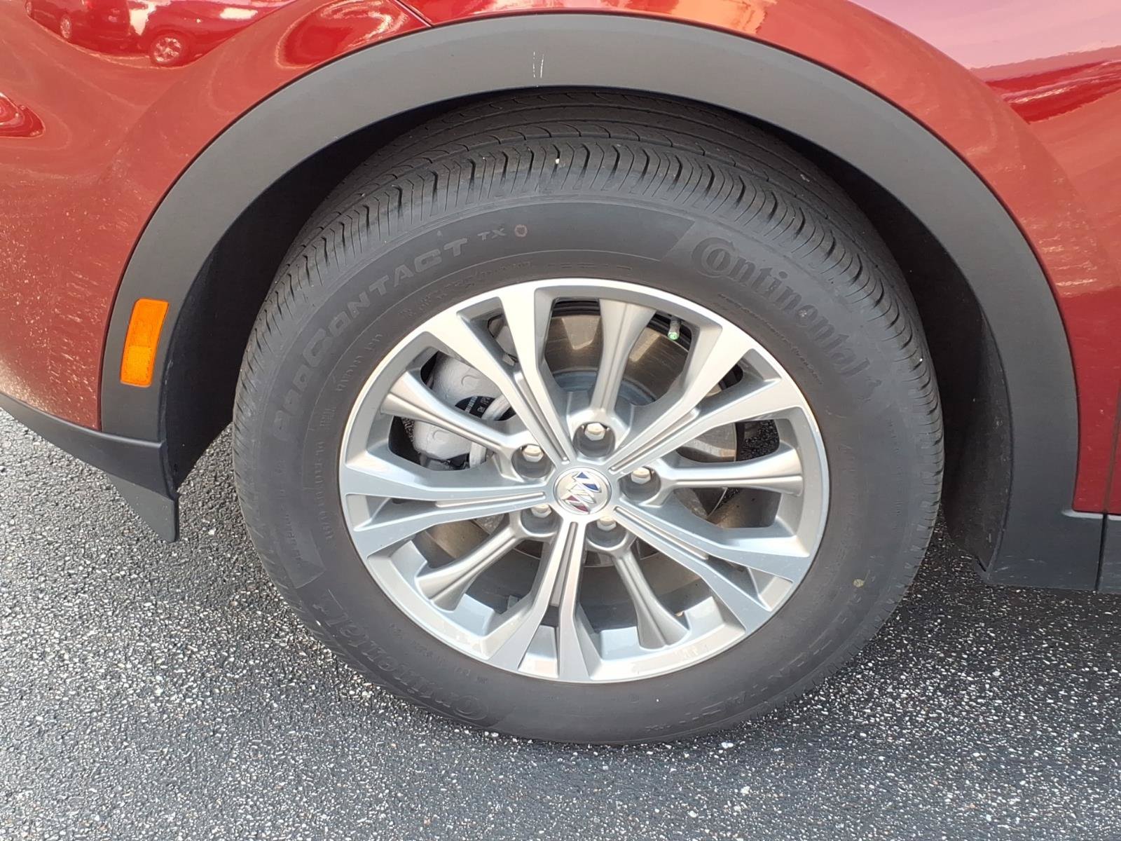 Used 2023 Buick Envision Preferred AWD/4WD image 31