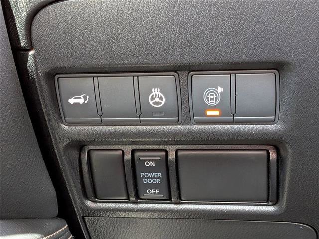 Used 2022 Nissan Armada Platinum w/ Captain's Chairs Package image 12