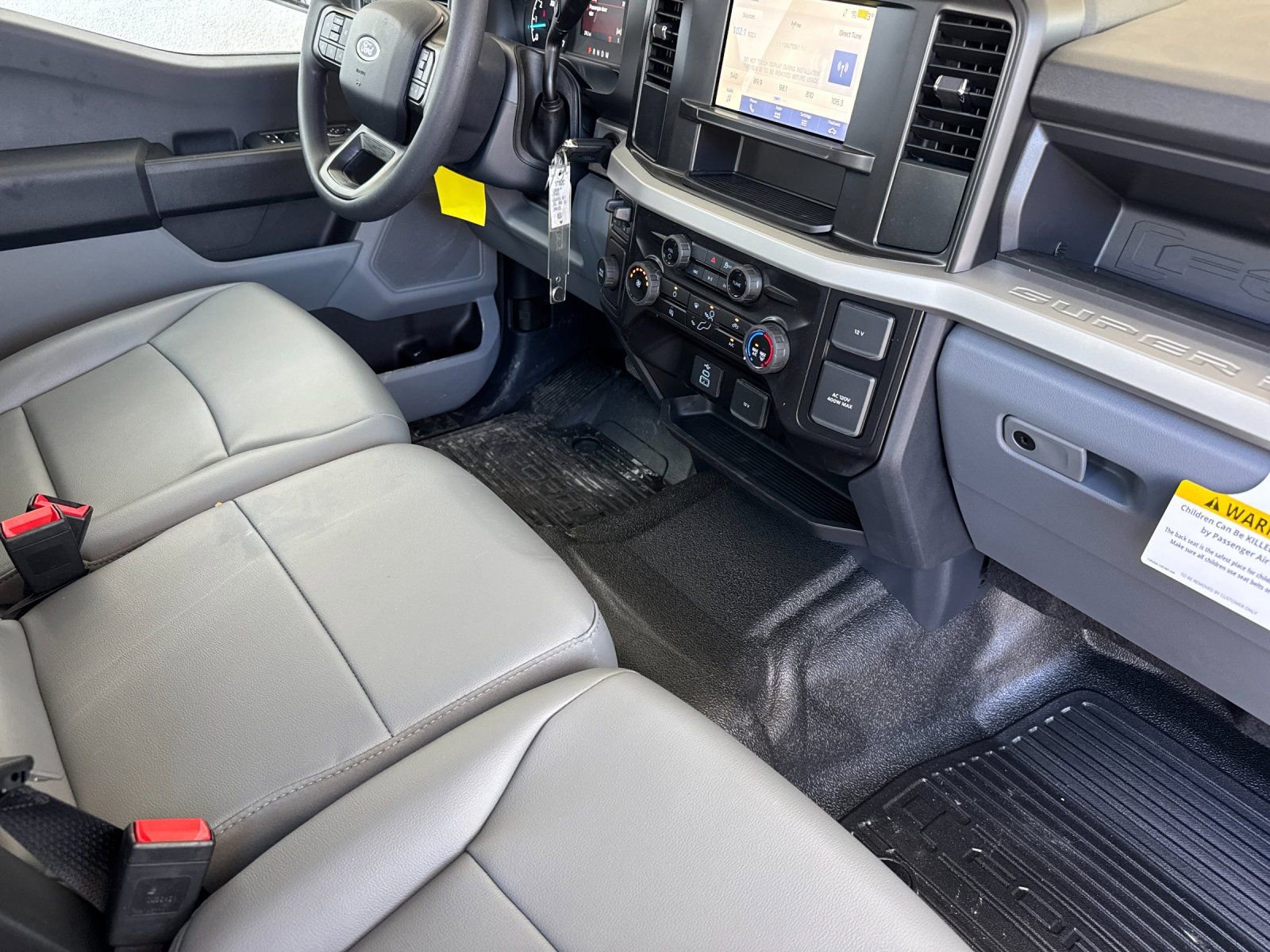 New 2026 Ford F250 XL w/ XL Chrome Package RWD image 15