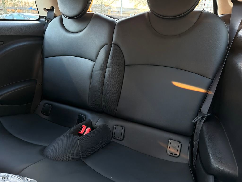 Used 2012 MINI Cooper S image 18