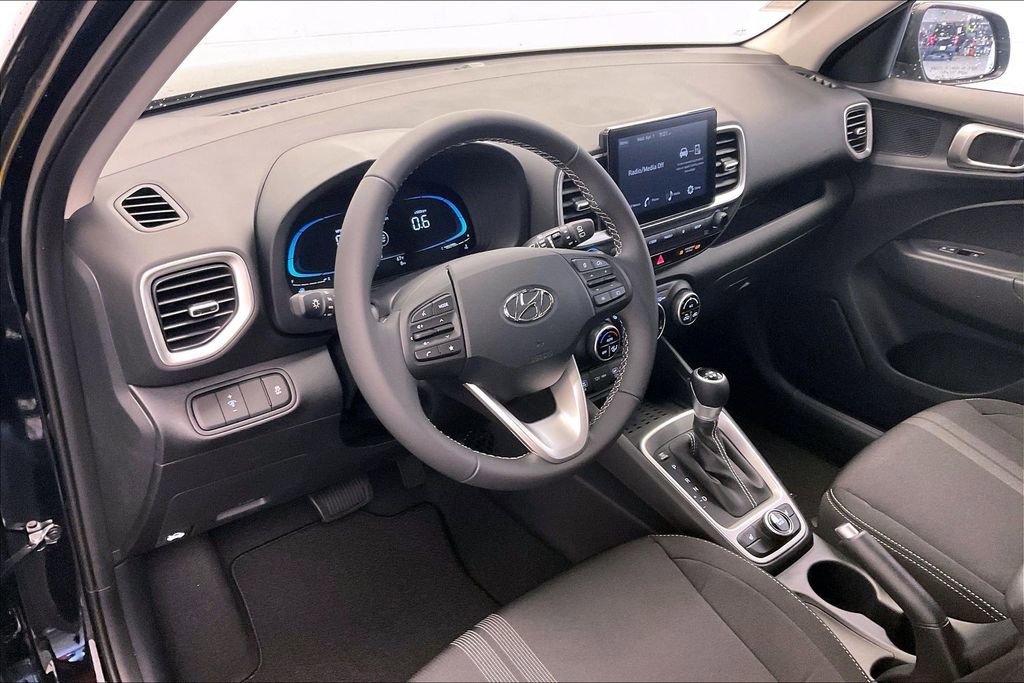 New 2026 Hyundai Venue SEL image 7