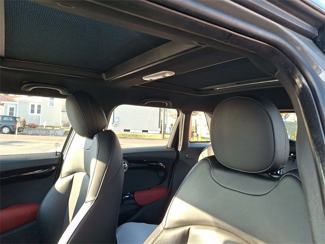 Used 2017 MINI Cooper S image 13