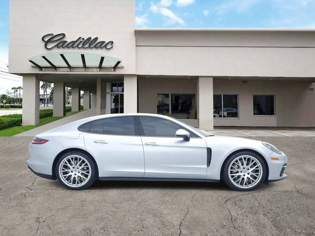 Used 2018 Porsche Panamera image 6