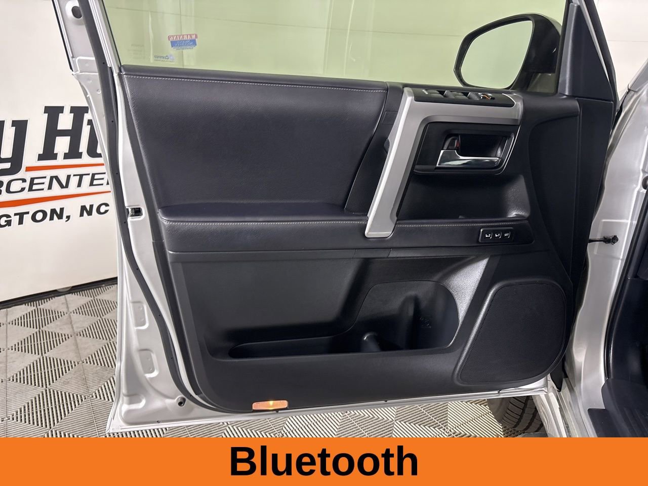 Used 2021 Toyota 4Runner Limited image 9