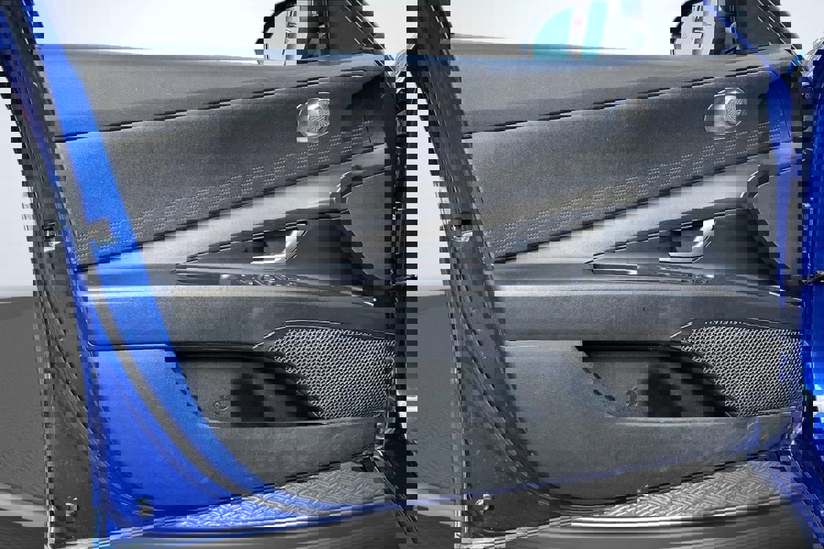 Used 2021 Hyundai Elantra SE image 22