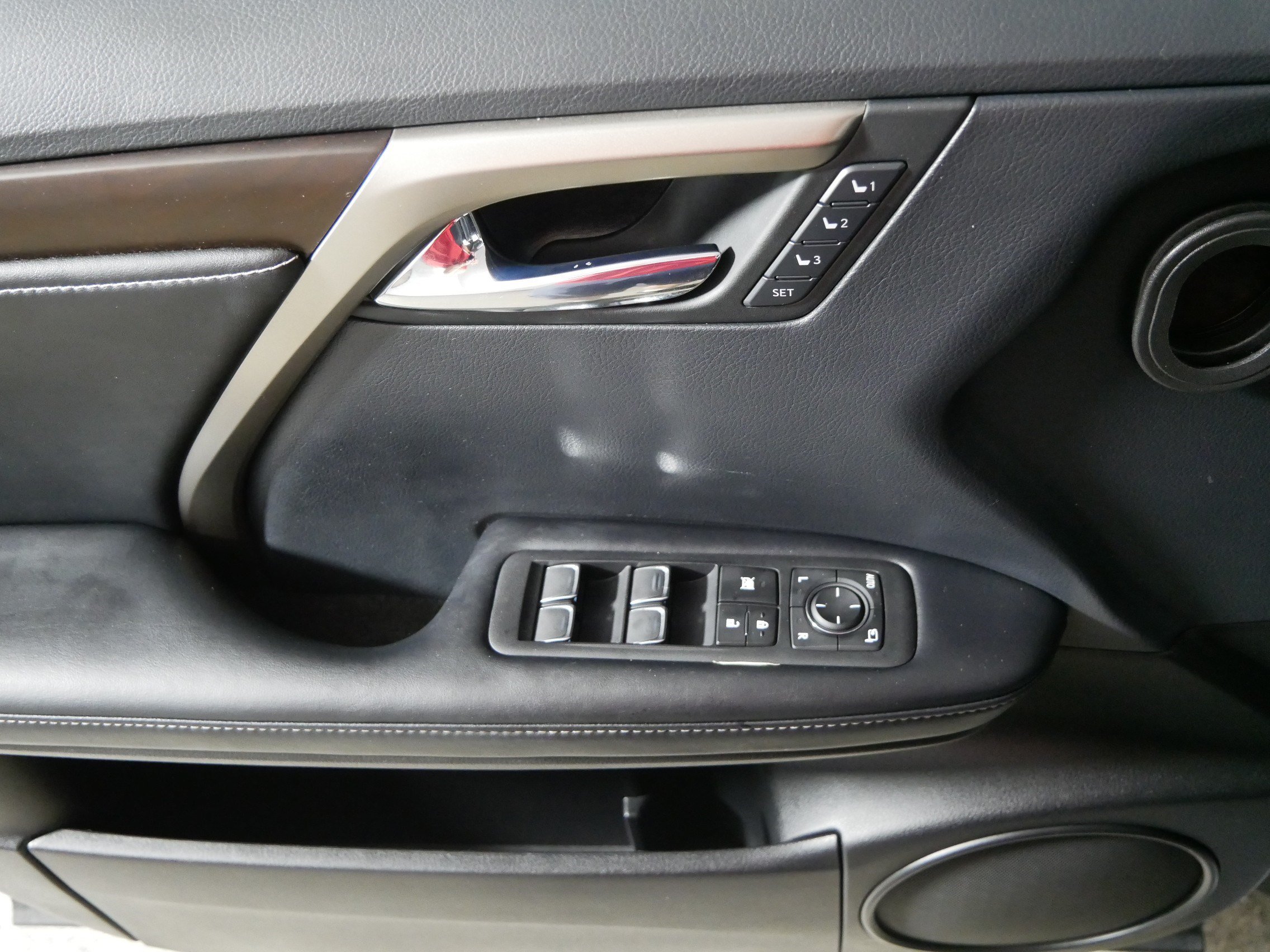 Used 2022 Lexus RX 350 AWD w/ Premium Package image 19