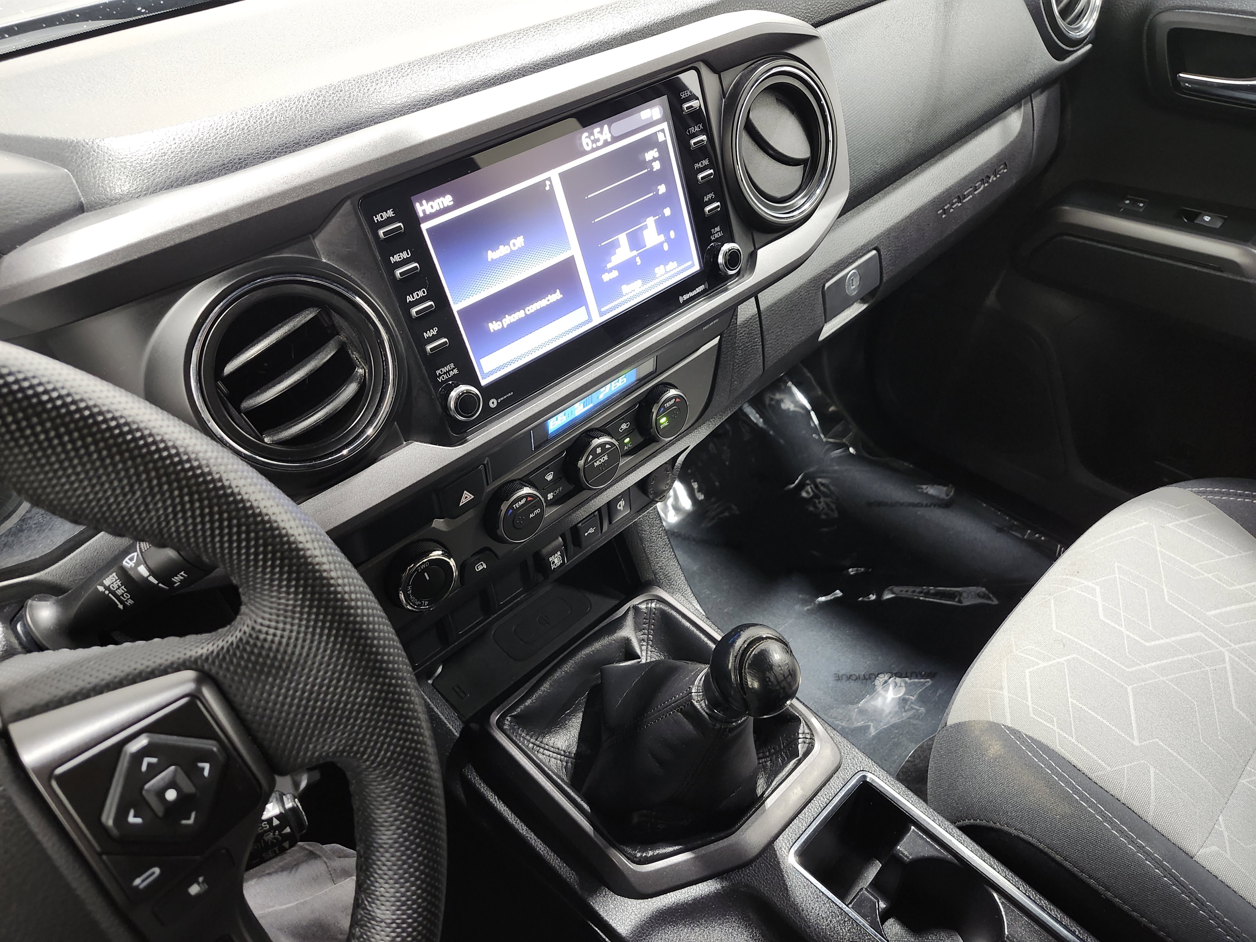 Used 2021 Toyota Tacoma TRD Sport image 29