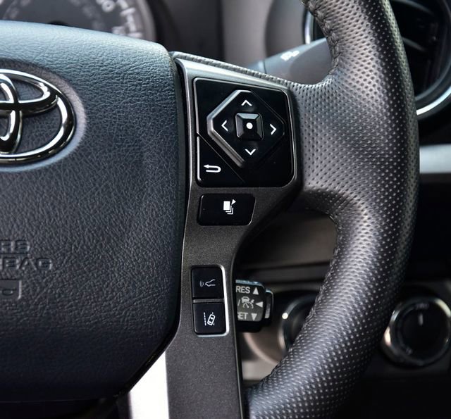 Used 2023 Toyota Tacoma TRD Off-Road AWD/4WD image 17