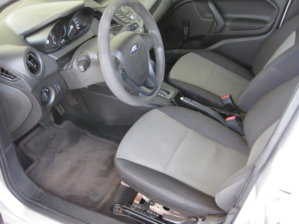 Used 2016 Ford Fiesta S image 11