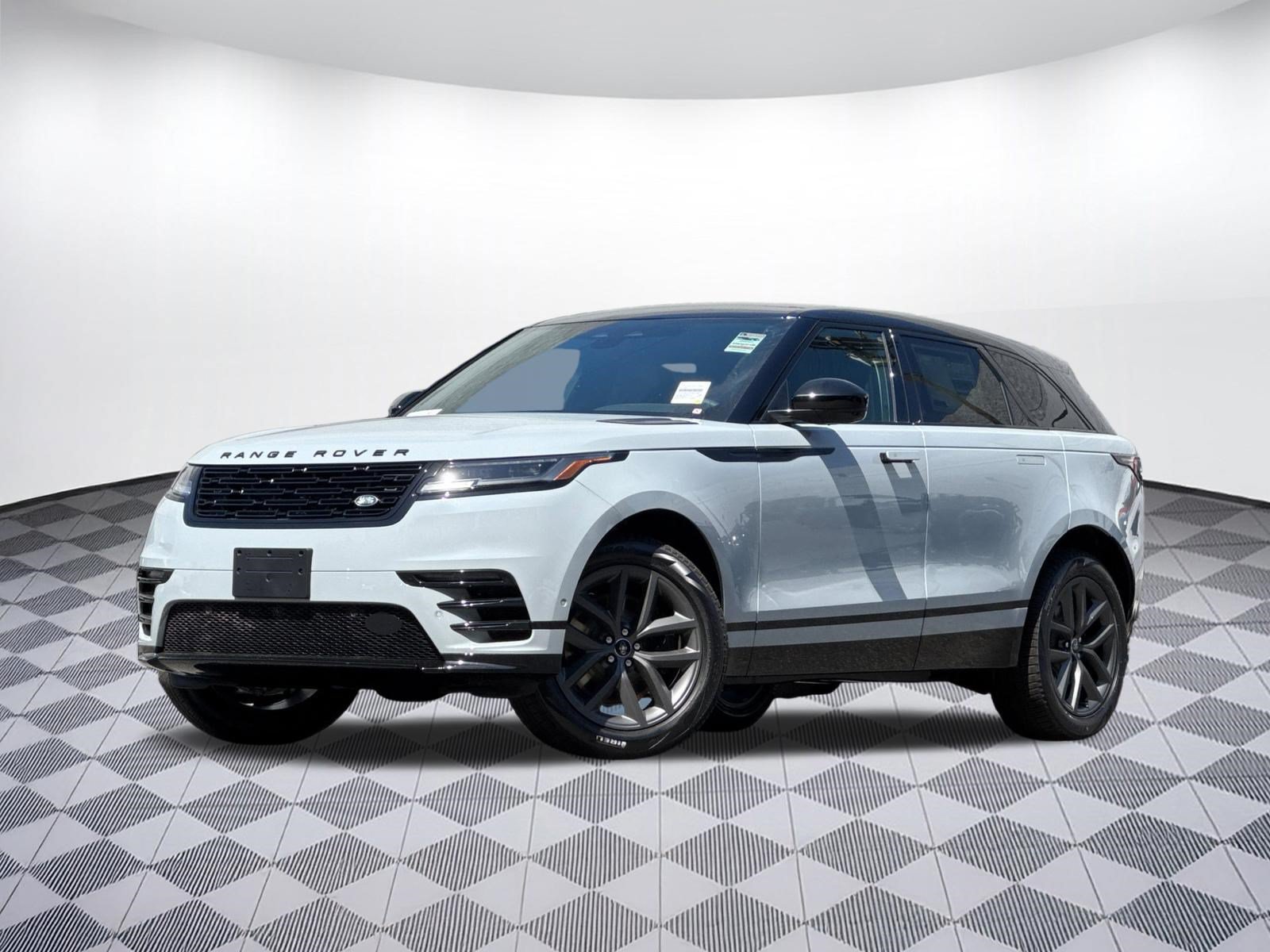 New 2026 Land Rover Range Rover Velar Dynamic SE