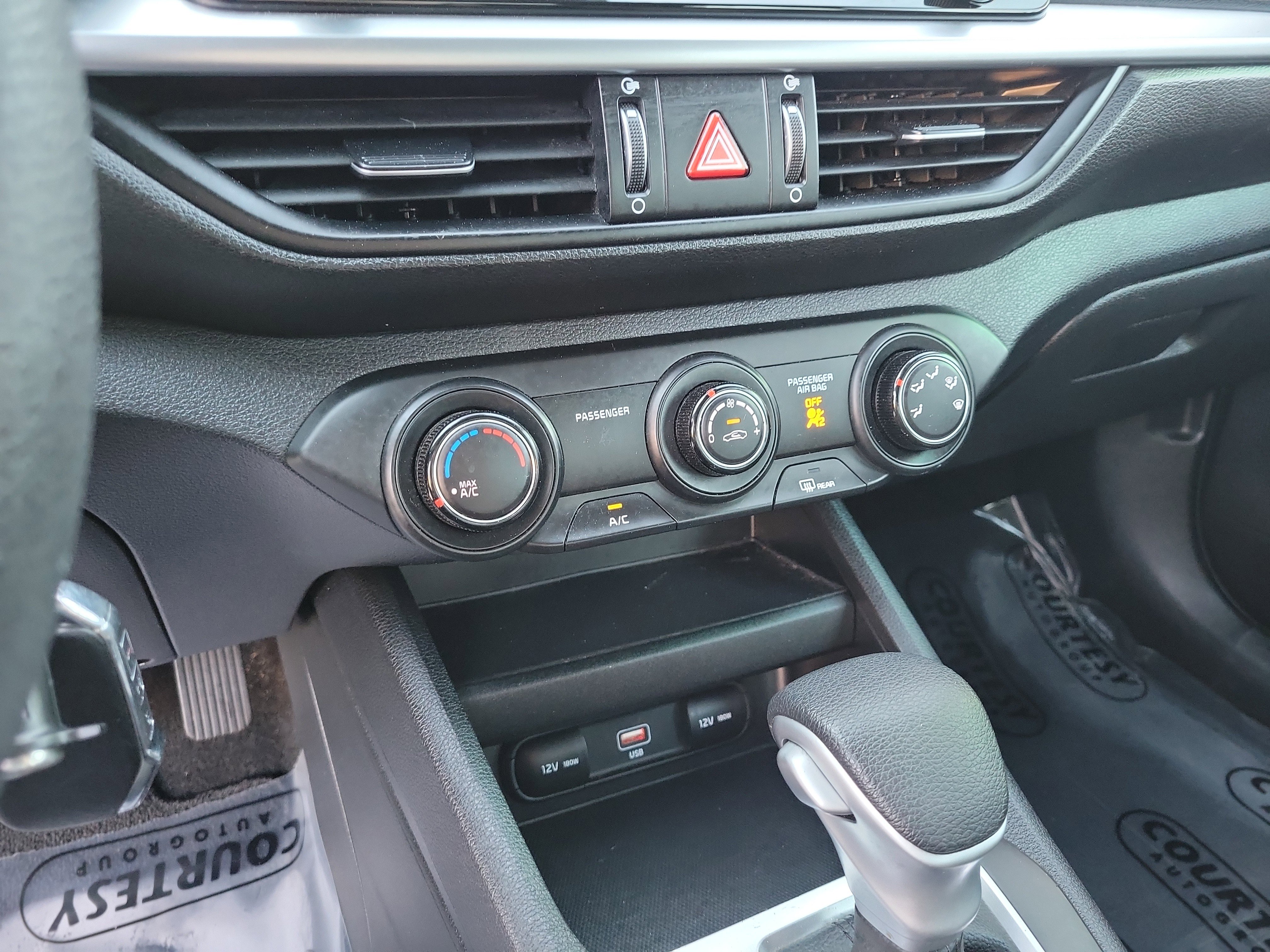 Used 2023 Kia Forte LXS w/ LXS Technology Package FWD image 21