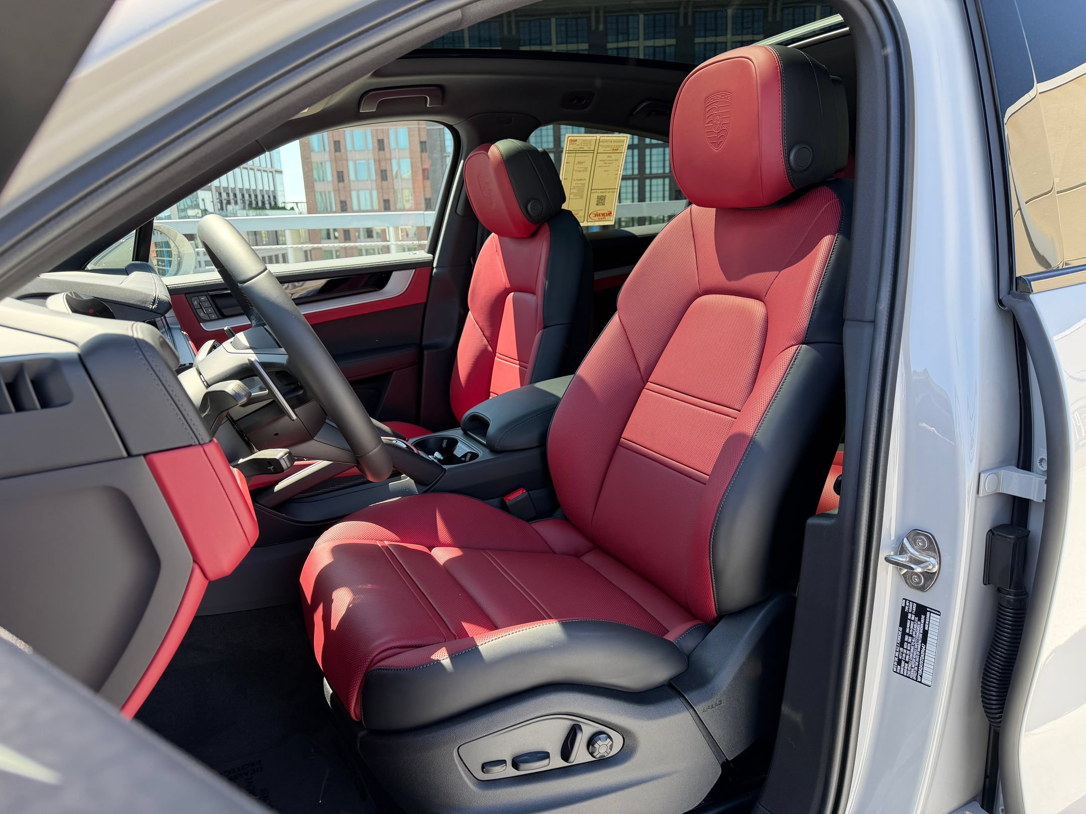 New 2026 Porsche Cayenne Coupe AWD/4WD image 5