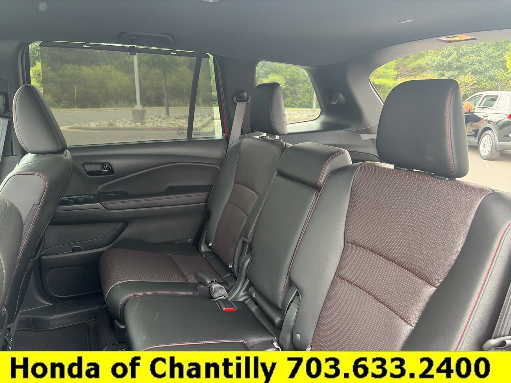 Certified 2024 Honda Passport Black Edition image 19