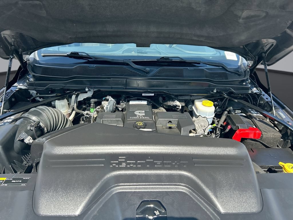 Used 2023 RAM 2500 Limited AWD/4WD image 14