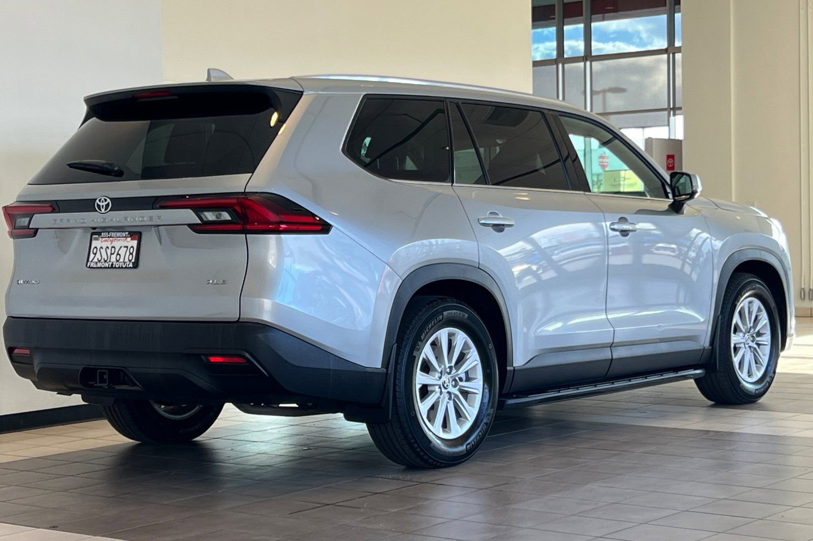 Certified 2025 Toyota Grand Highlander AWD Hybrid image 4